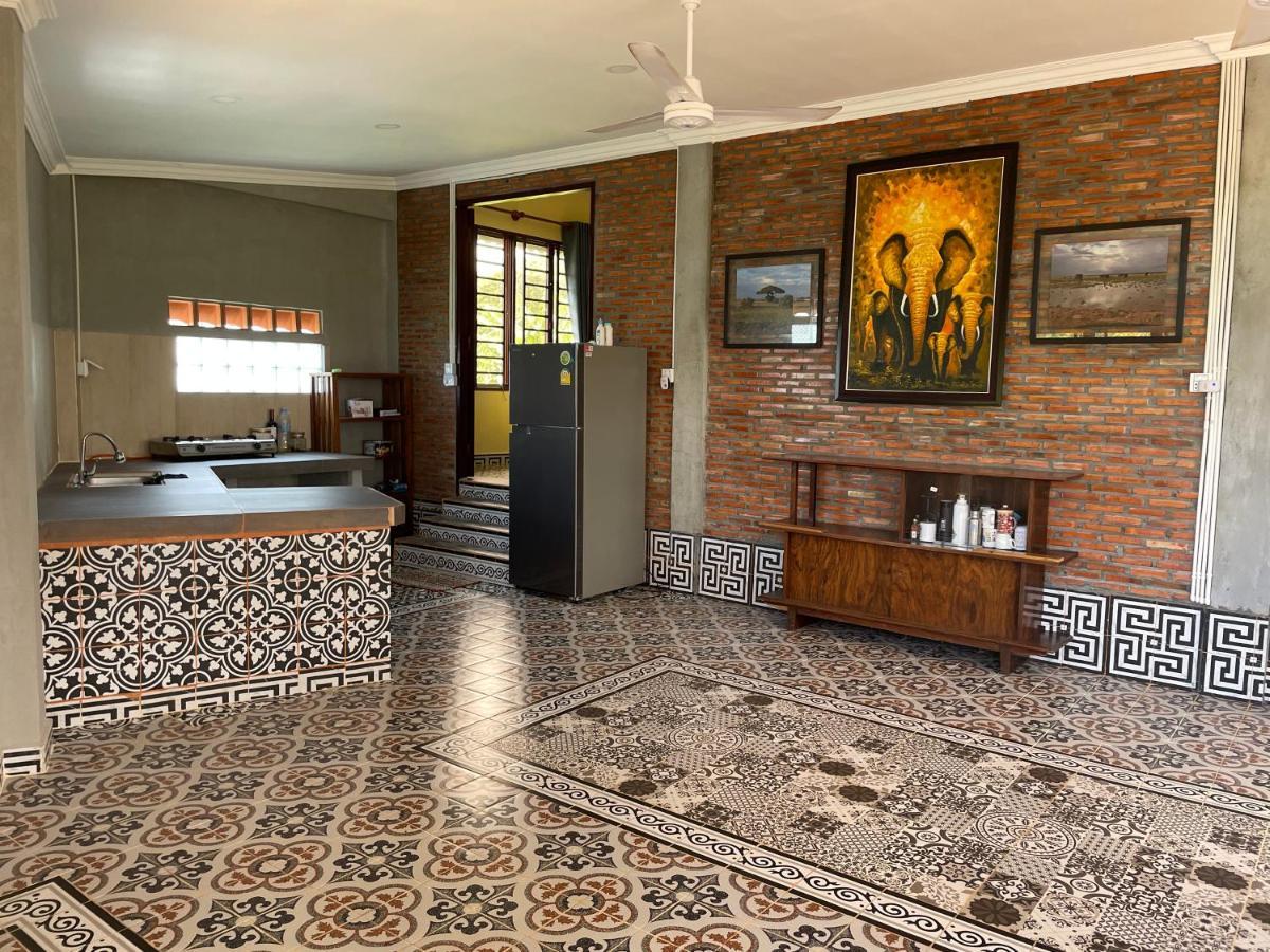Silk Island Homestay Phnom Penh Luaran gambar